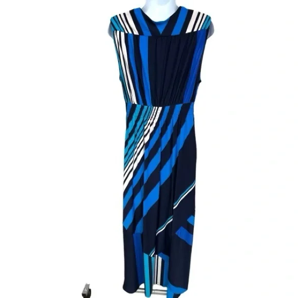 EUC Chico’s Maxi Dress - Picture 4 of 9